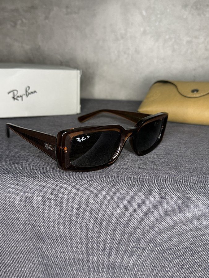 Ray-Ban Kiliane Polarizado Café