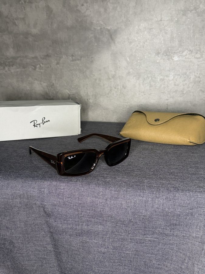 Ray-Ban Kiliane Polarizado Café