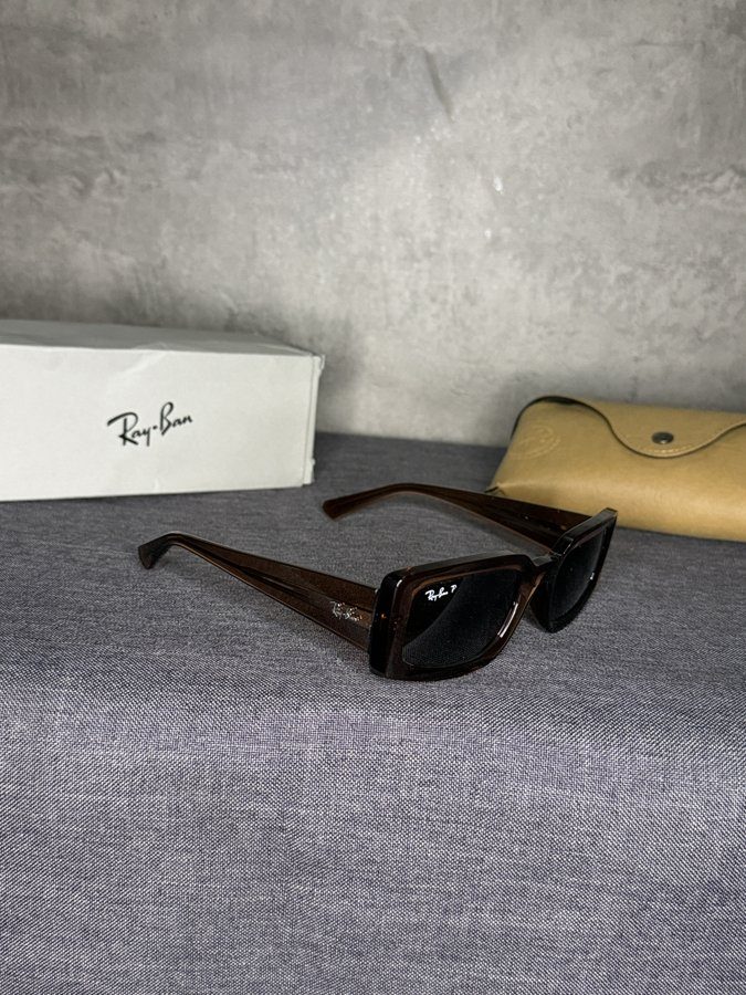 Ray-Ban Kiliane Polarizado Café