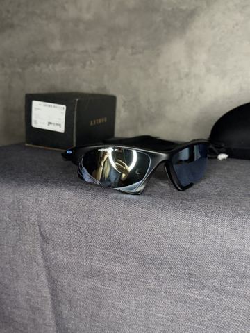 Oakley Suture